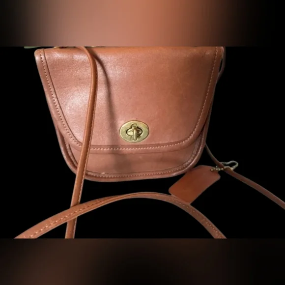 Coach Everett Vintage 1993 Bag - Picture 2 of 7